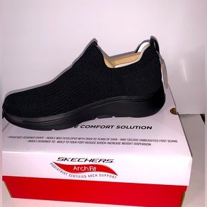 Brand New Mens Black Skechers Archfit Shoes